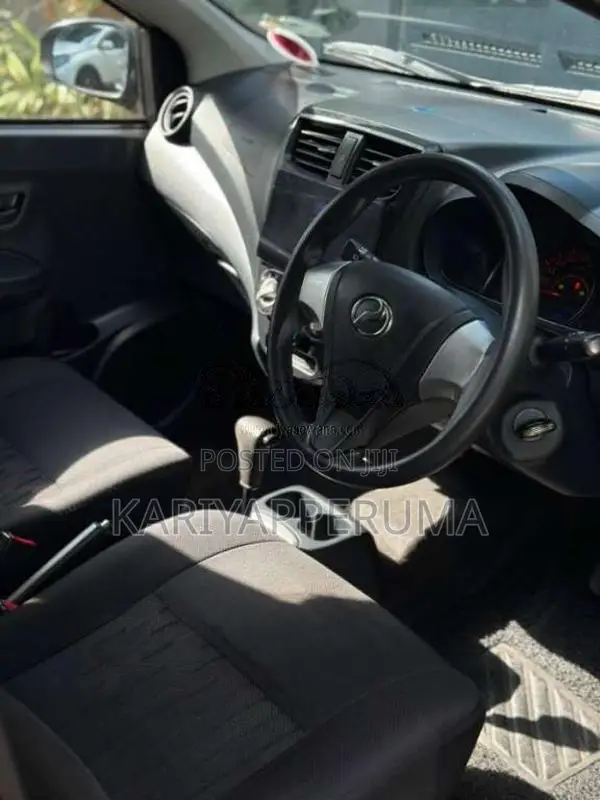 Renault Kwid RXT 2017 Car (Used)