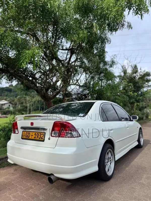 Honda Civic 2000 Car (Used)