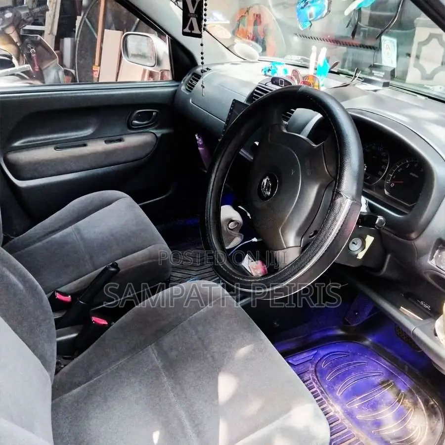 Suzuki Swift Center Antana 2004 Car (Used)