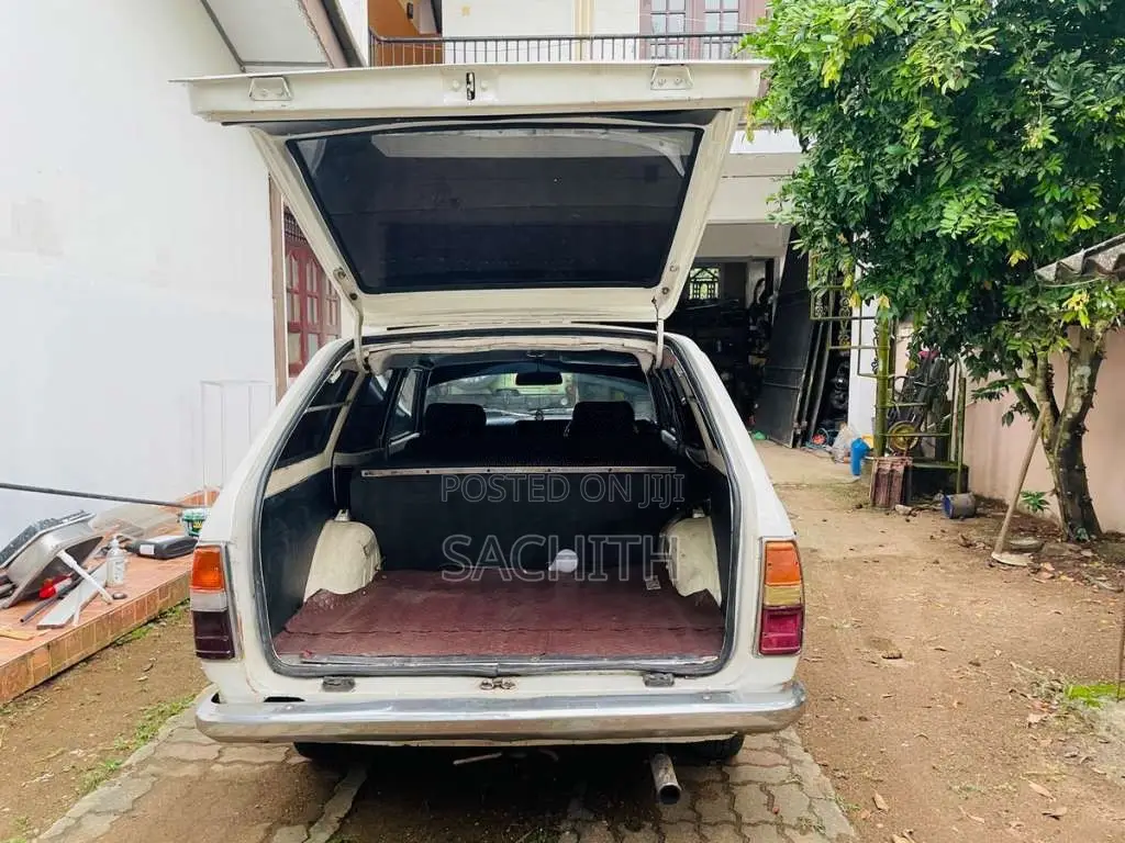 Mitsubishi Lancer Wagon 1977 Car (Used)