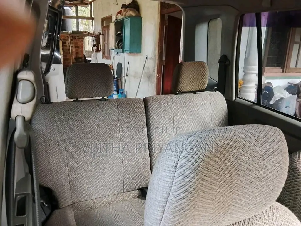 Mitsubishi Toppo 2002 Car (Used)