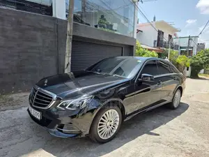Mercedes-Benz E220 CDI 2013 Car (Used)