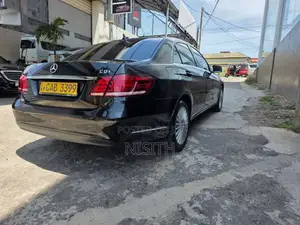 Mercedes-Benz E220 CDI 2013 Car (Used)