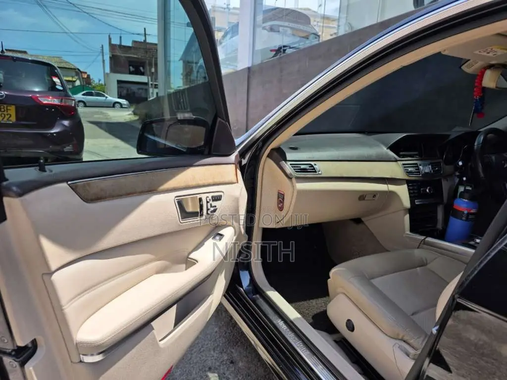 Mercedes-Benz E220 CDI 2013 Car (Used)