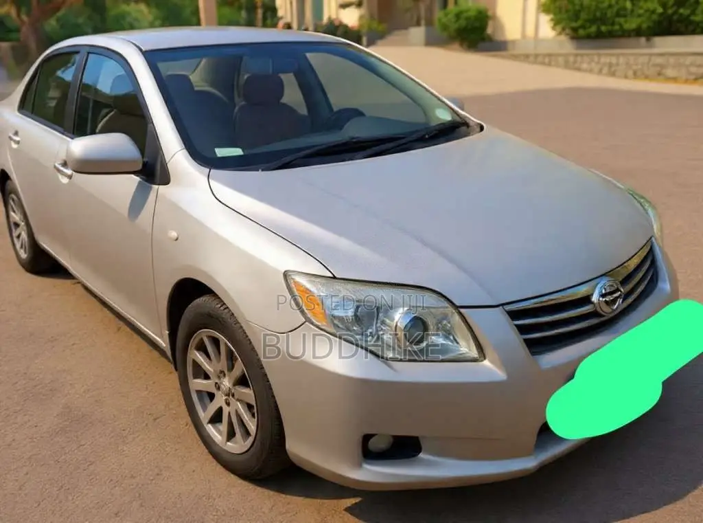 Toyota Axio 2011 Car (Used)