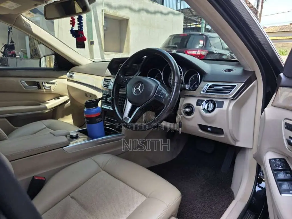 Mercedes-Benz E220 CDI 2013 Car (Used)
