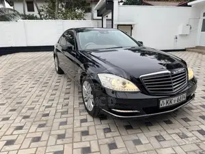 Mercedes-Benz S300 2010 Car (Used)