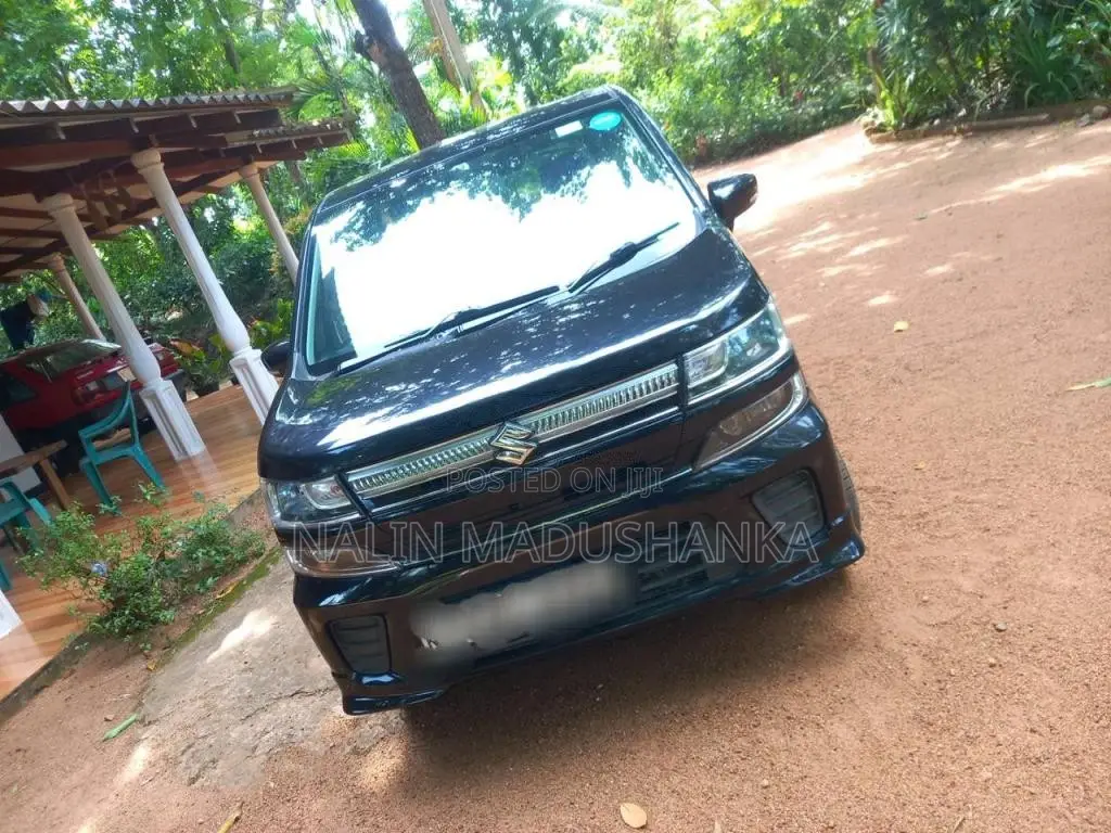 Suzuki Wagon R FZ 2017 Car (Used)