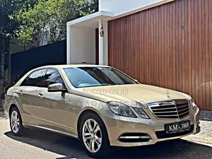 Mercedes-Benz E200 W212 2010 Car (Used)