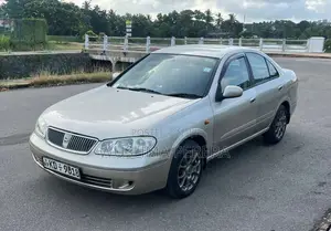 Nissan N17 2003 Car (Used)