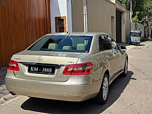 Mercedes-Benz E200 W212 2010 Car (Used)