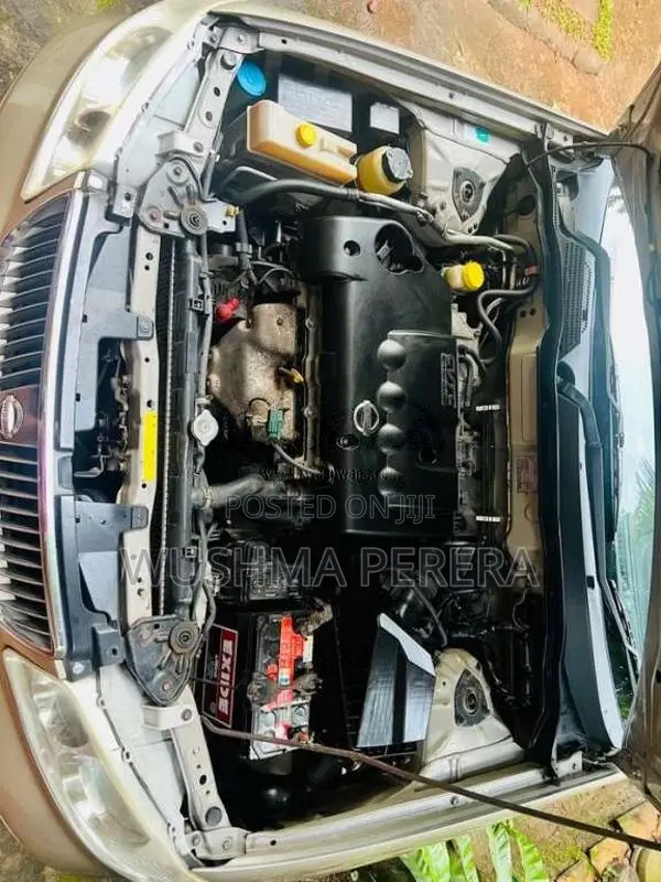 Nissan N17 2003 Car (Used)