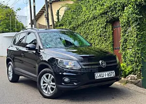 Volkswagen Tiguan 2012 Car (Used)