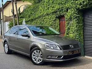 Volkswagen Passat 2.0TDI 2012 Car (Used)