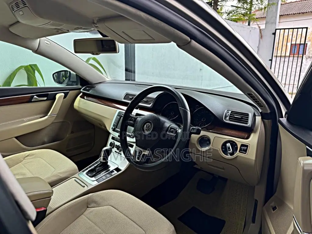 Volkswagen Passat 2.0TDI 2012 Car (Used)