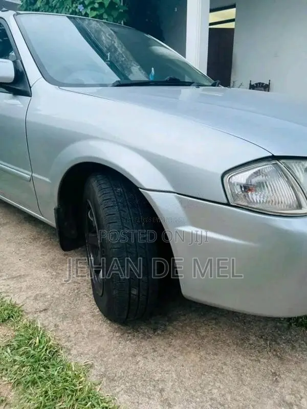 Mazda Familia 323 2002 Car (Used)