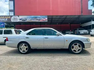 Nissan Laurel 1999 Car (Used)