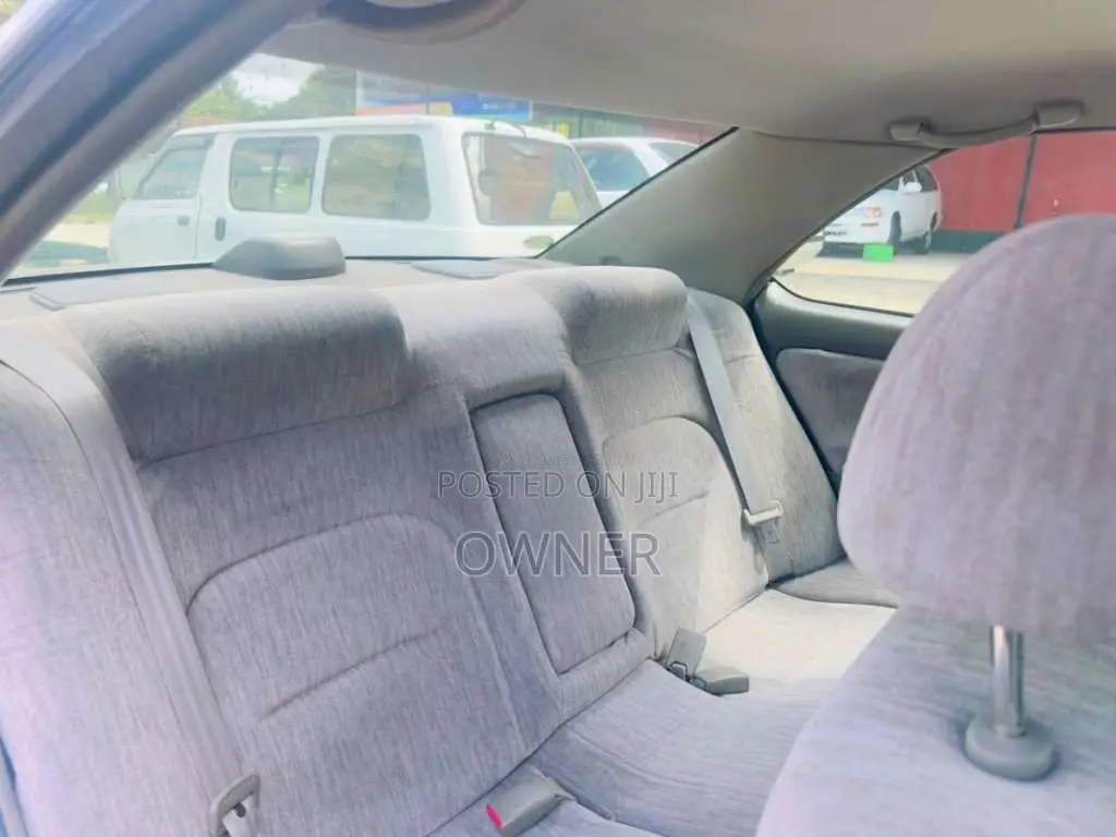 Nissan Laurel 1999 Car (Used)