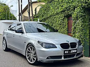BMW 523i Luxury Line Modified 2007 Car (Used)