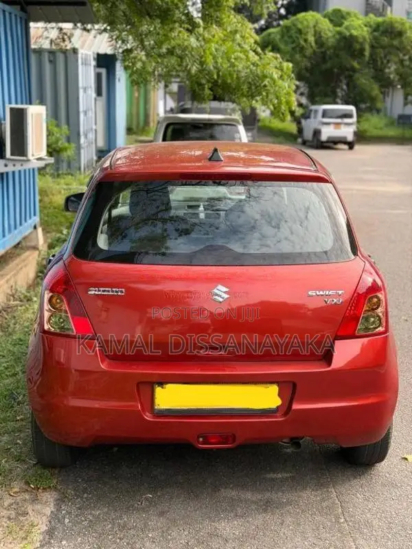 Suzuki Swift Vxi 2011 Car (Used)