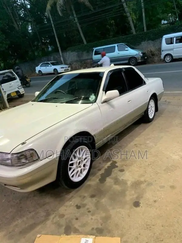Toyota Cresta 1992 Car (Used)