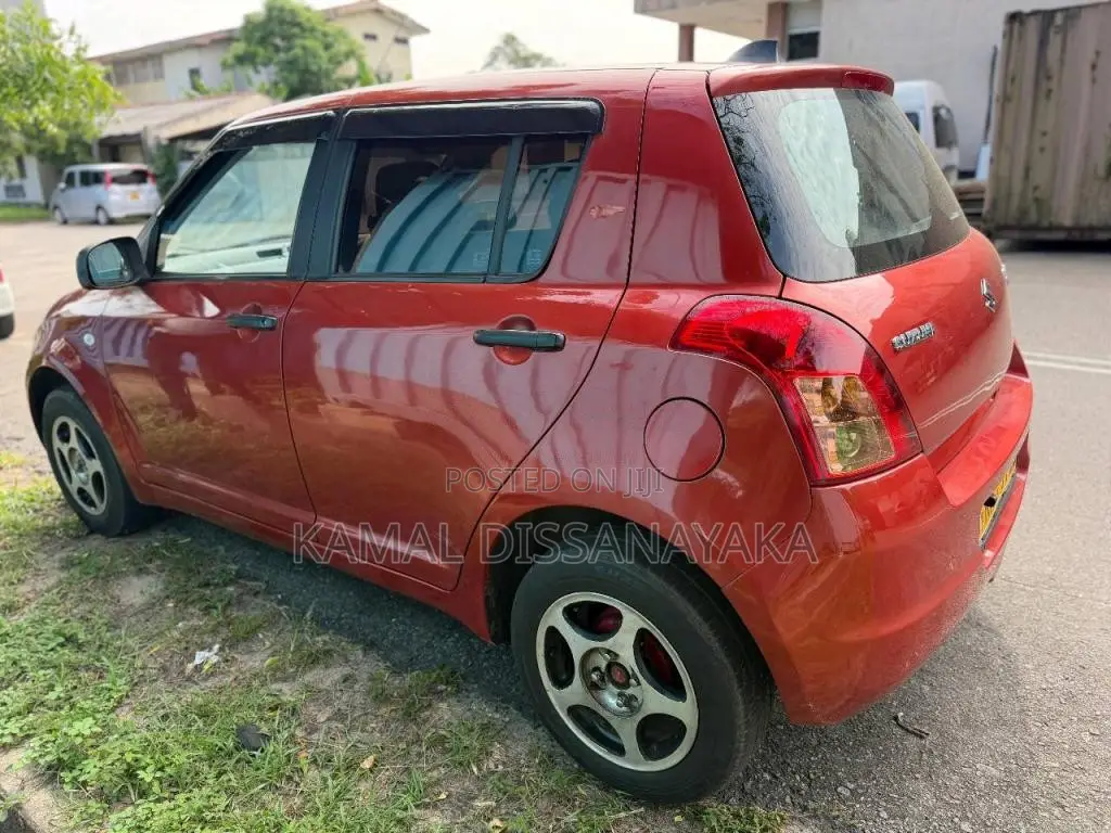 Suzuki Swift Vxi 2011 Car (Used)