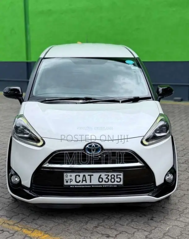 Toyota Sienta 2016 Car (Used)