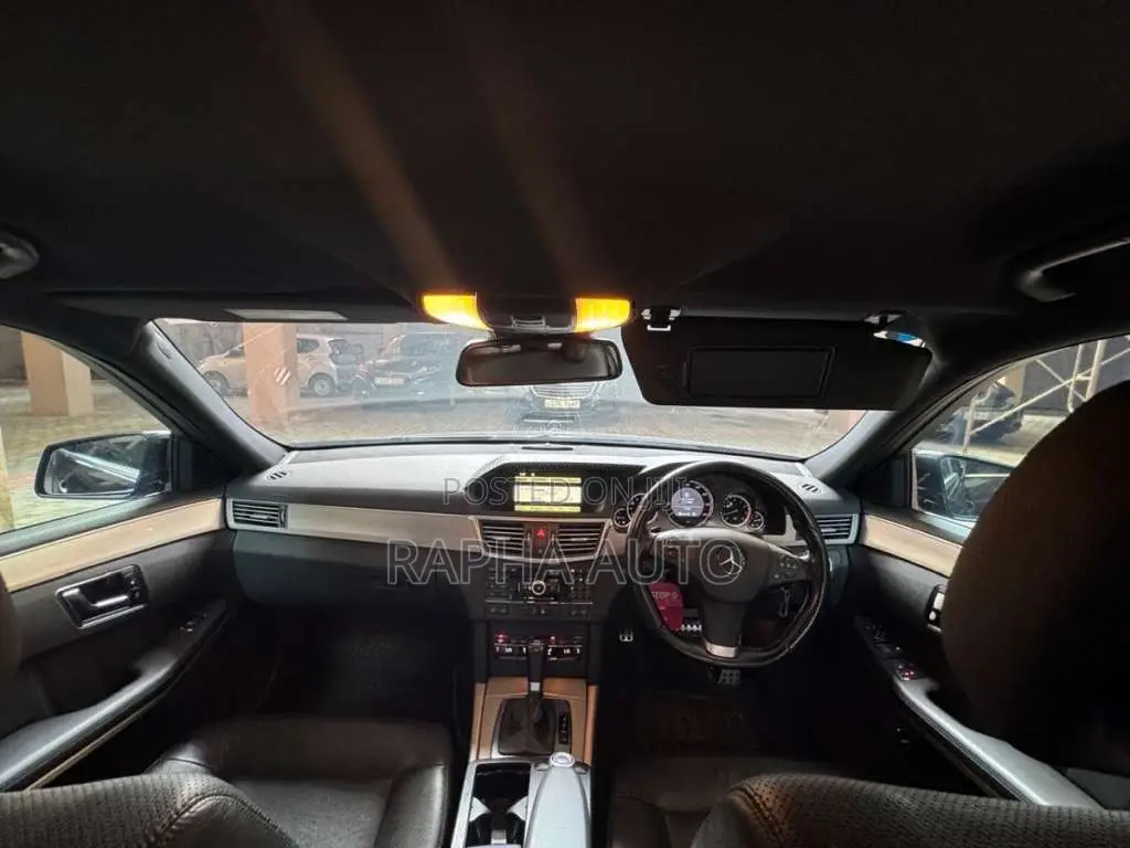 Mercedes-Benz E250 2010 Car (Used)
