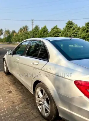 Mercedes-Benz C180 2012 Car (Used)