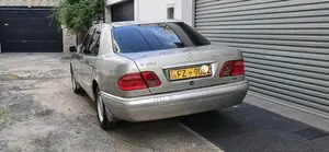 Mercedes-Benz E-Class W210-E230ed 1996 Car (Used)