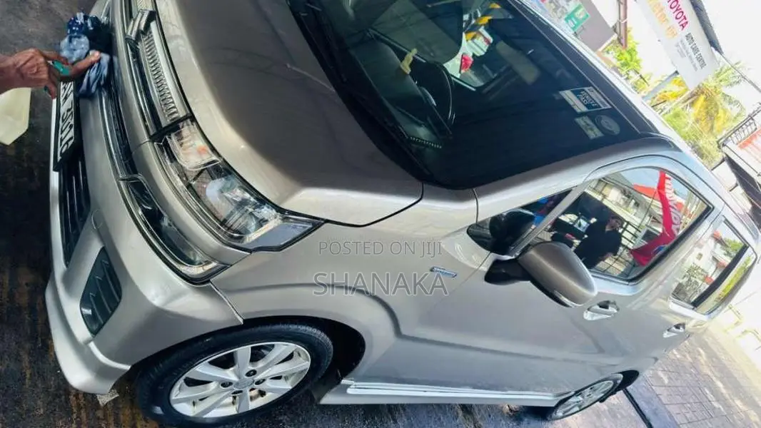 Suzuki Wagon R FZ 2017 Car (Used)