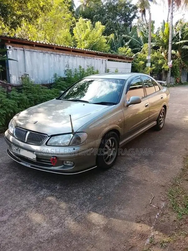 Nissan N16 Sylphy 2000 Car (Used)