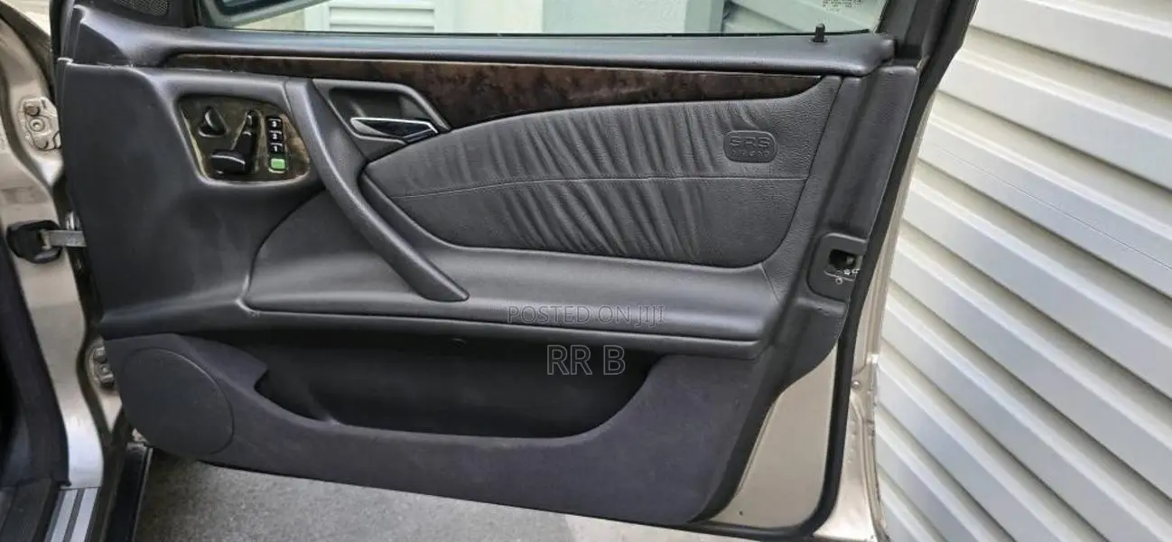 Mercedes-Benz E-Class W210-E230ed 1996 Car (Used)