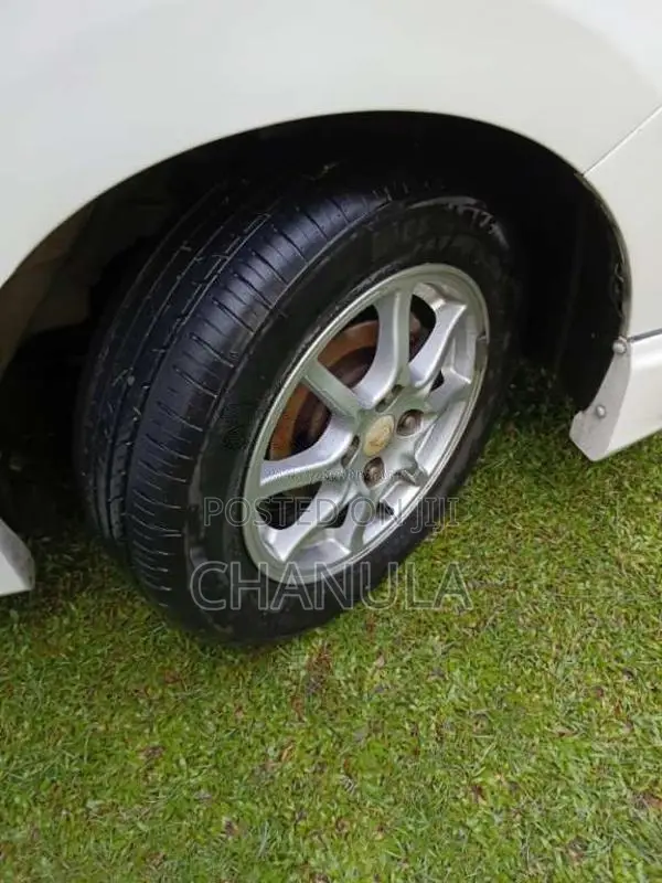 Perodua Bezza 2017 Car (Used)