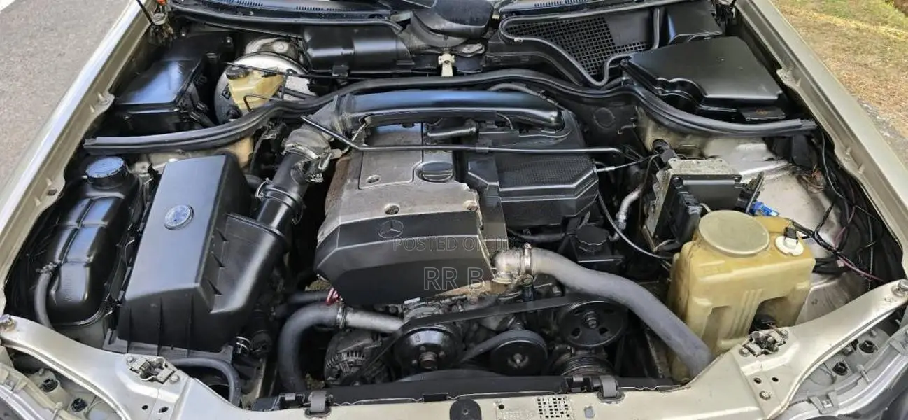 Mercedes-Benz E-Class W210-E230ed 1996 Car (Used)