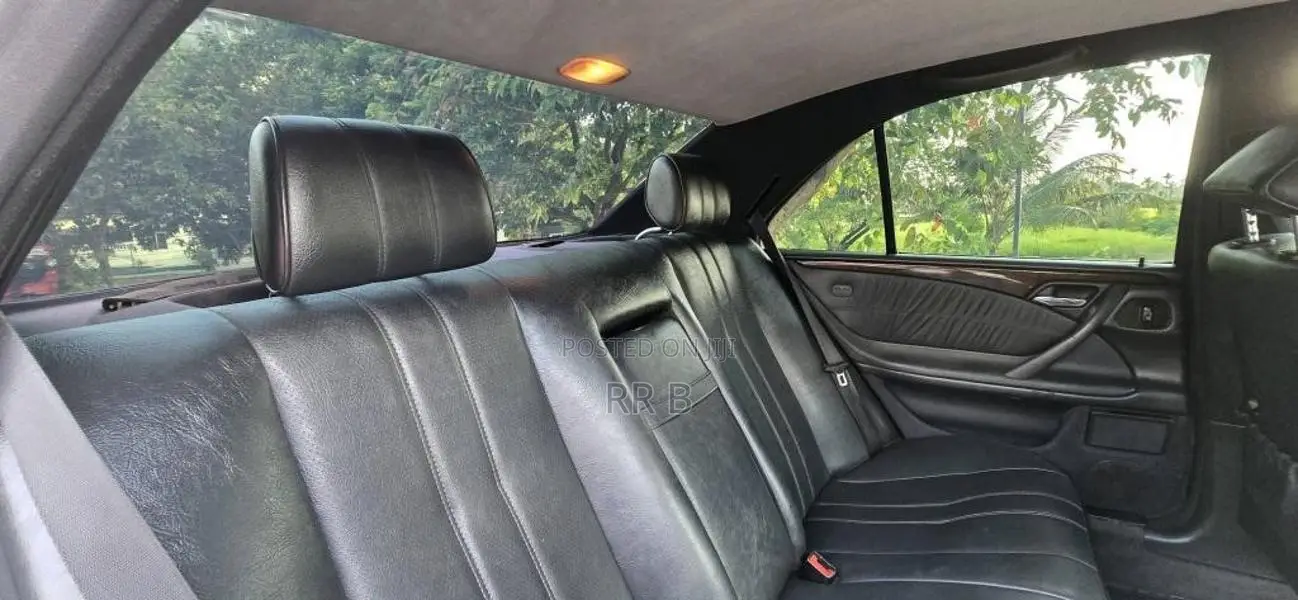 Mercedes-Benz E-Class W210-E230ed 1996 Car (Used)