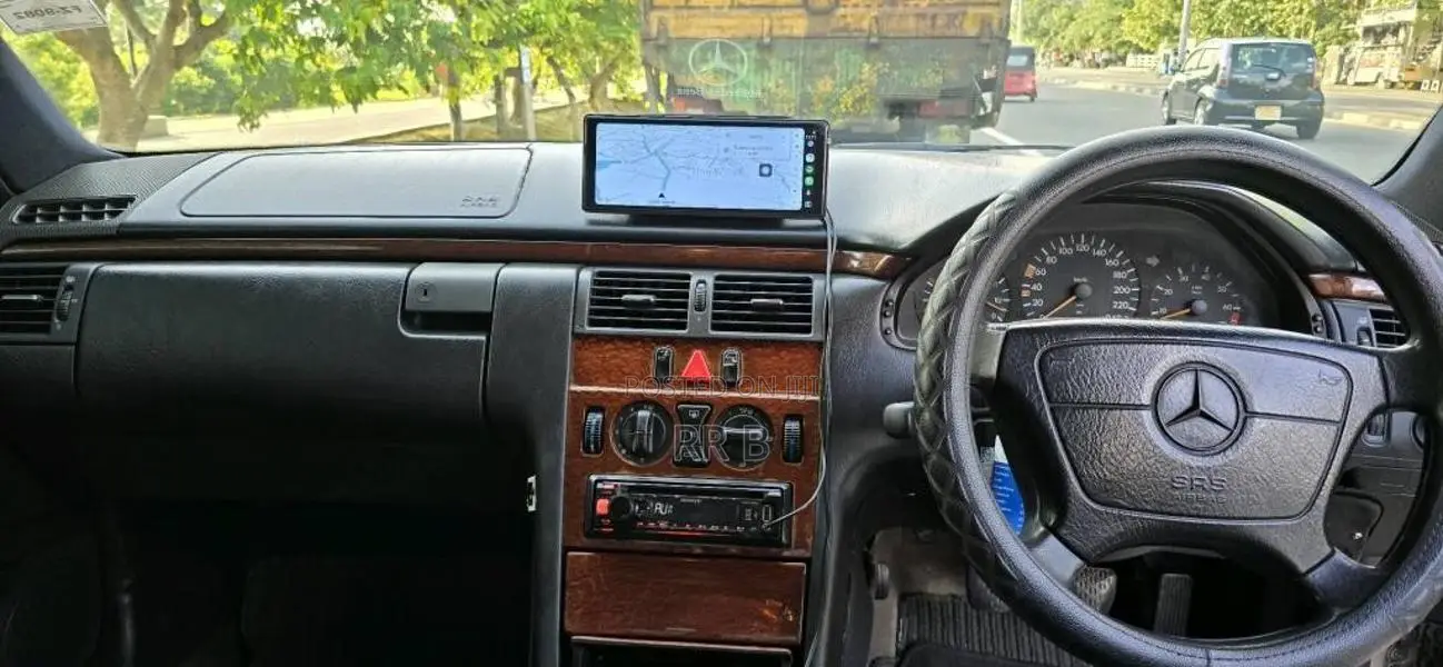 Mercedes-Benz E-Class W210-E230ed 1996 Car (Used)
