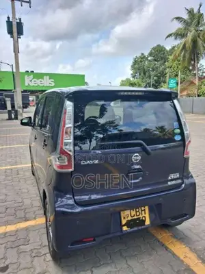 Nissan Dayz Highway Star 2019 Car (Used)
