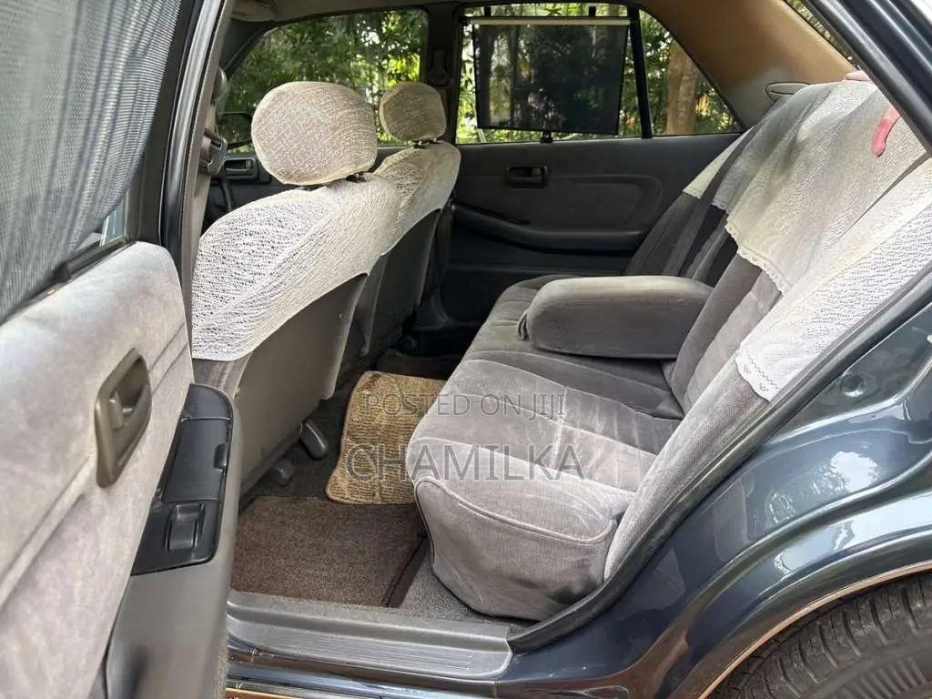 Toyota Mark 2 LX80 1999 Car (Used)