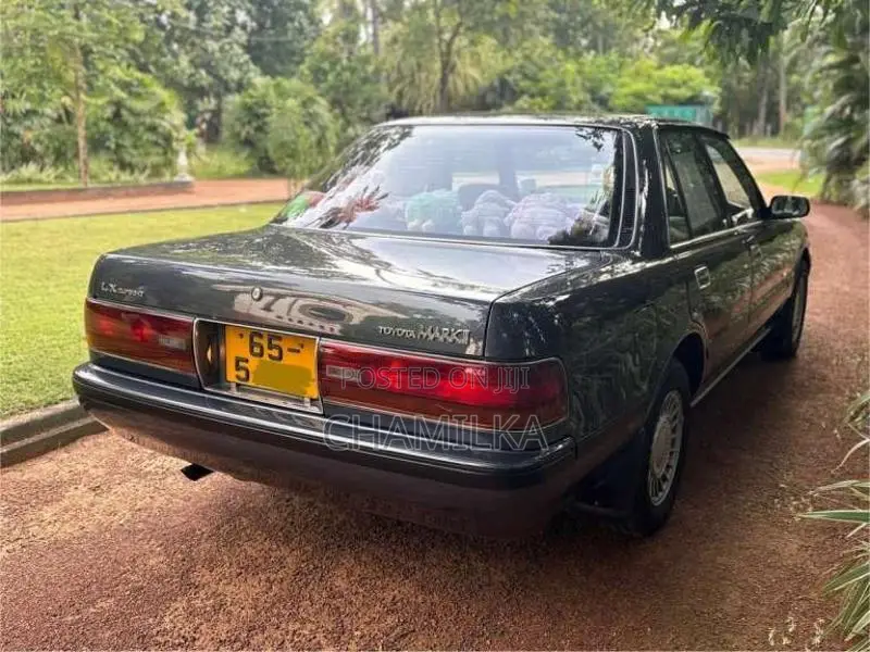Toyota Mark 2 LX80 1999 Car (Used)
