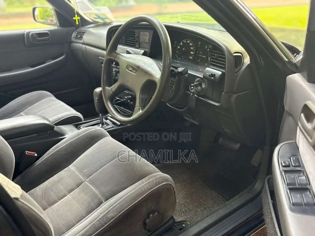 Toyota Mark 2 LX80 1999 Car (Used)