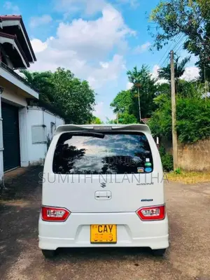 Suzuki Wagon R Fz 2017 Car (Used)