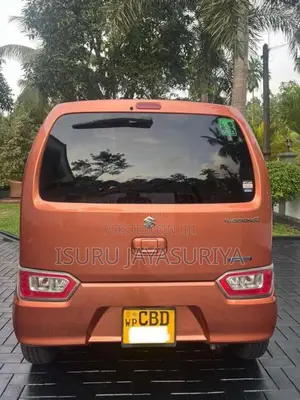 Suzuki Wagon R FX Hybrid 2017 Car (Used)