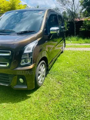 Suzuki Wagon R Stingray 2017 Car (Used)