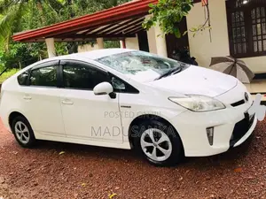 Toyota Prius 2015 Car (Used)
