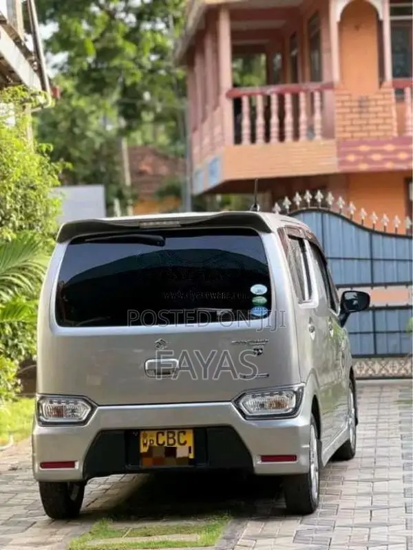 Suzuki Wagon R Stingray 2018 Car (Used)