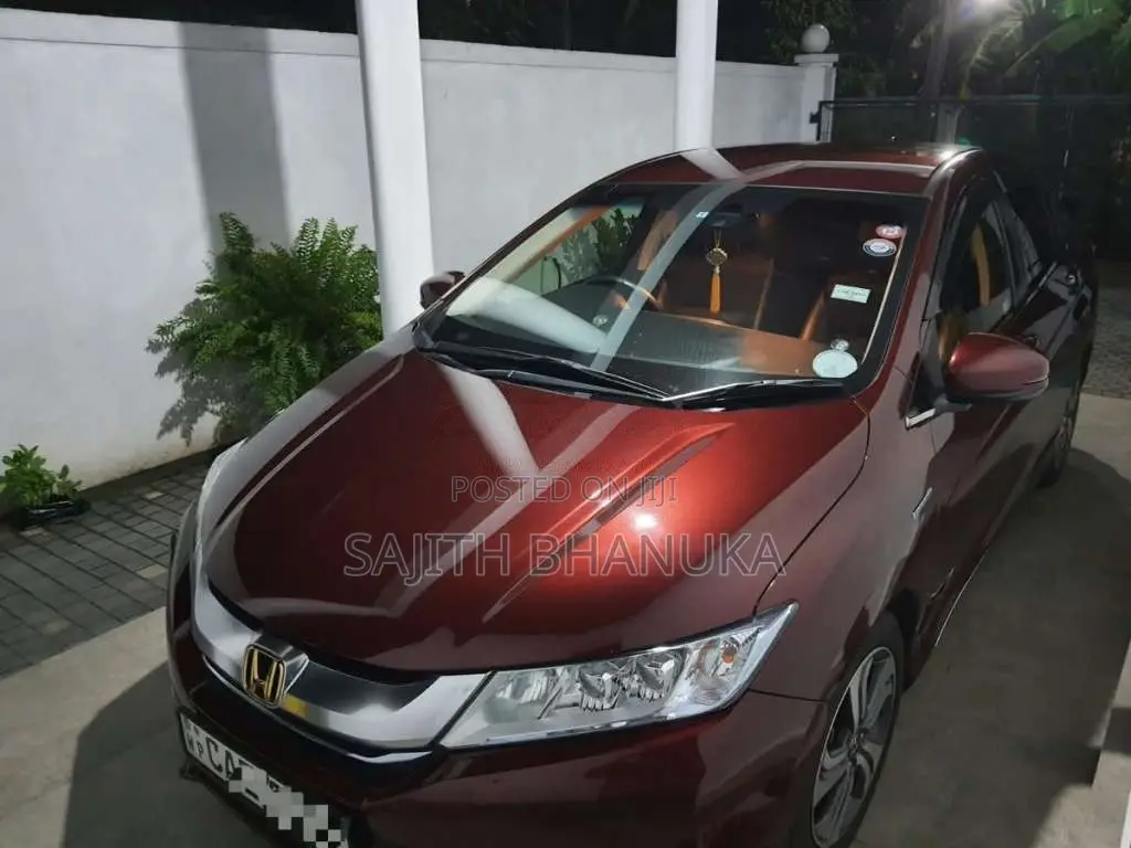 Honda Grace 2015 Car (Used)