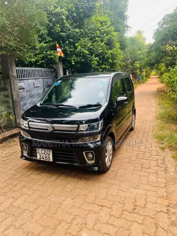 Suzuki Wagon R FZ 2017 Car (Used)