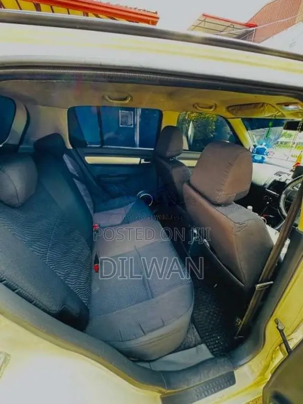 Suzuki Swift 2010 Car (Used)