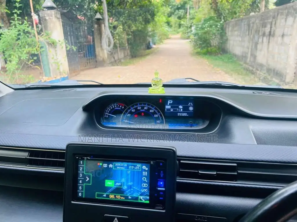 Suzuki Wagon R FZ 2017 Car (Used)